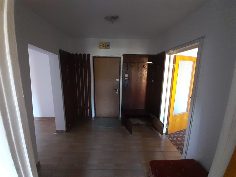 Lacul Tei, Facultatea de Constructii,